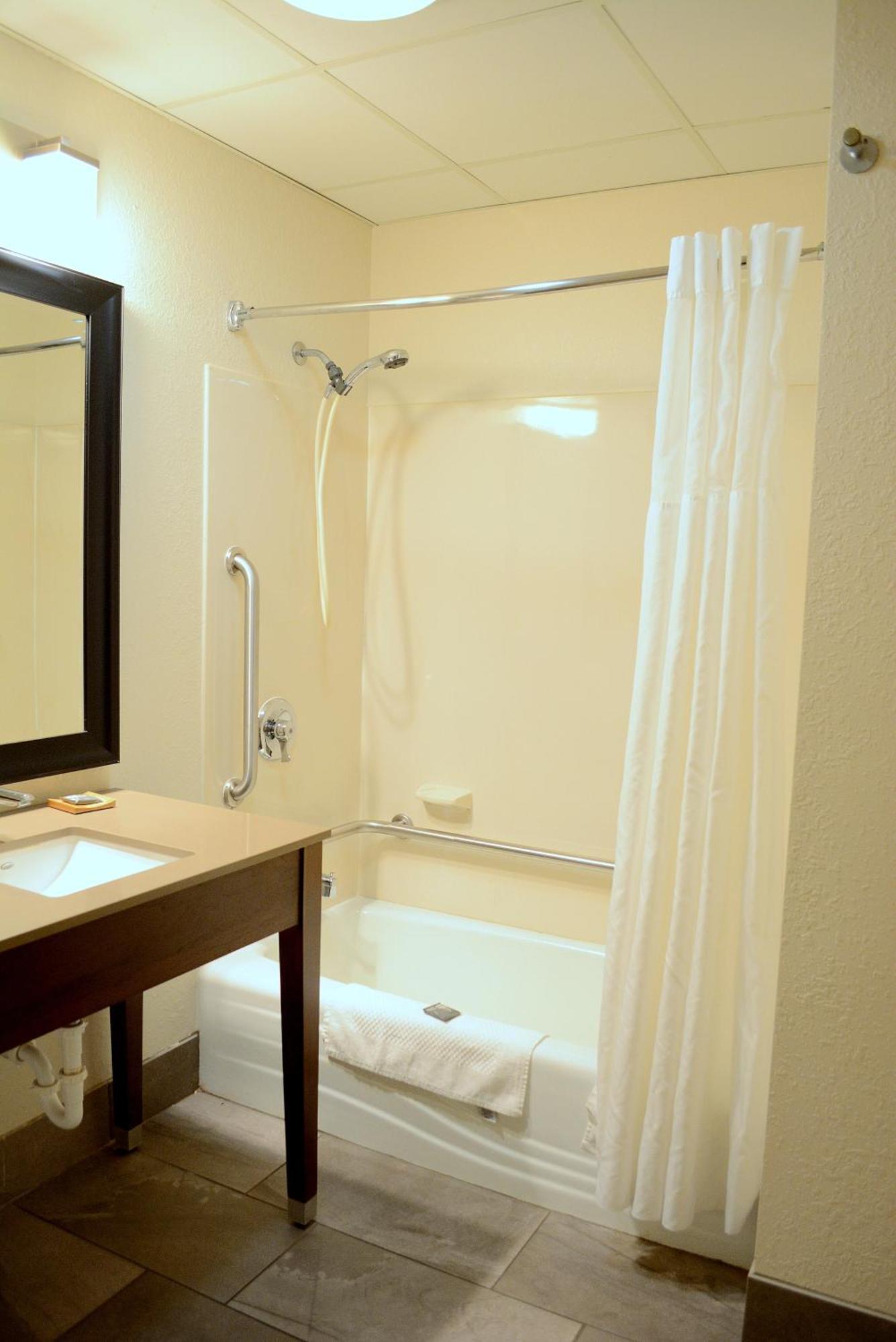 Country Inn & Suites By Radisson, Port Clinton, Oh Habitación foto